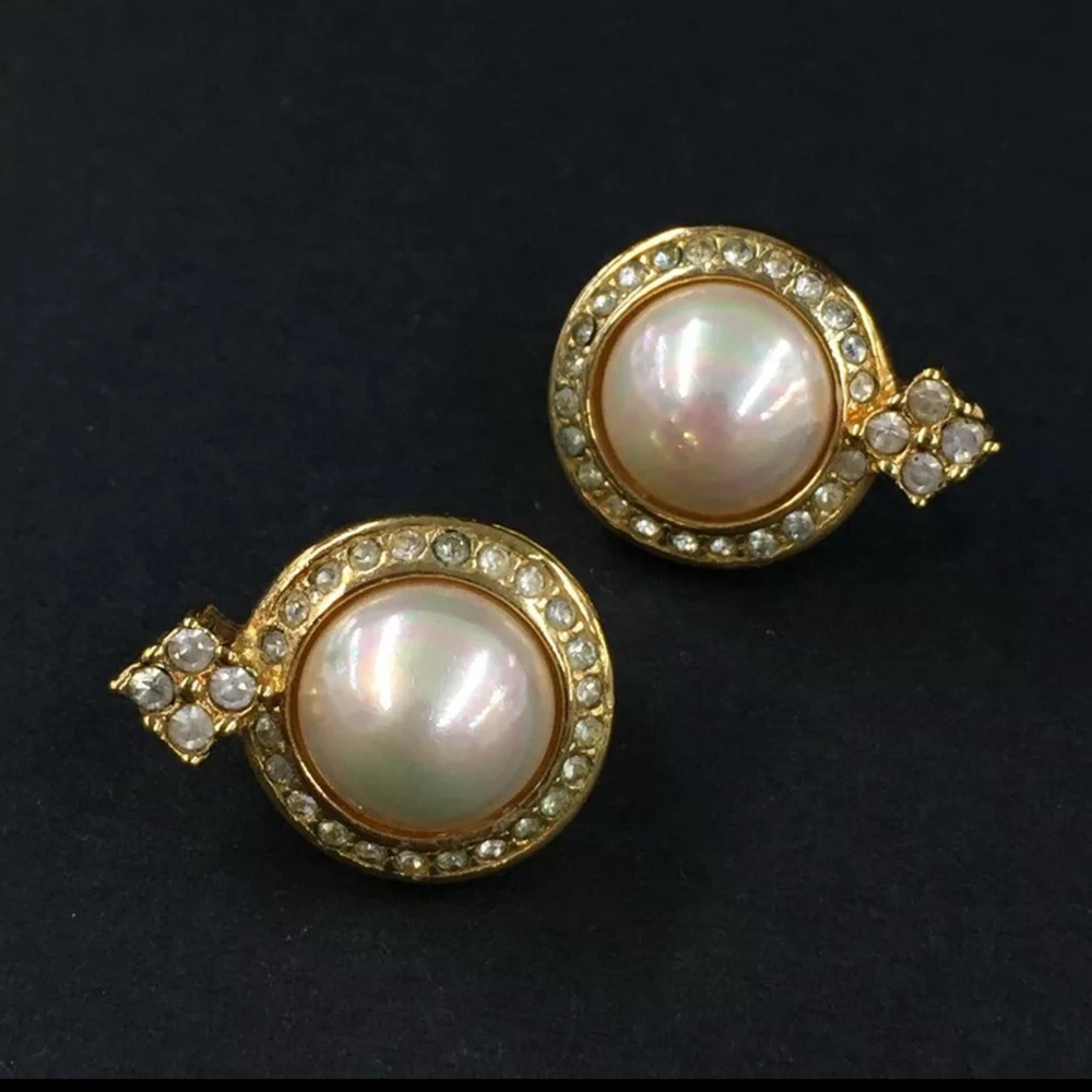 CHRISTIAN DIOR Pearl Rhinestone Gold Tone Earrings - Picture 5 of 8